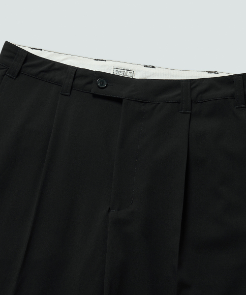 One-Tuck Slacks (чёрный)