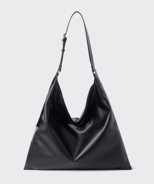 SYNTHETIC LEATHER SLOUCHY SHOULDER BAG [BLACK]