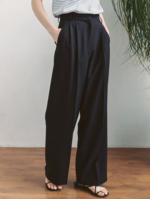 Moment Classic Pintuck Wide Pants - black