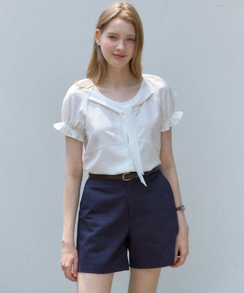 Блузка Betty Front Tie - White