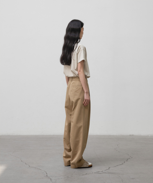 w. Brooklyn Wide Pants (Beige)
