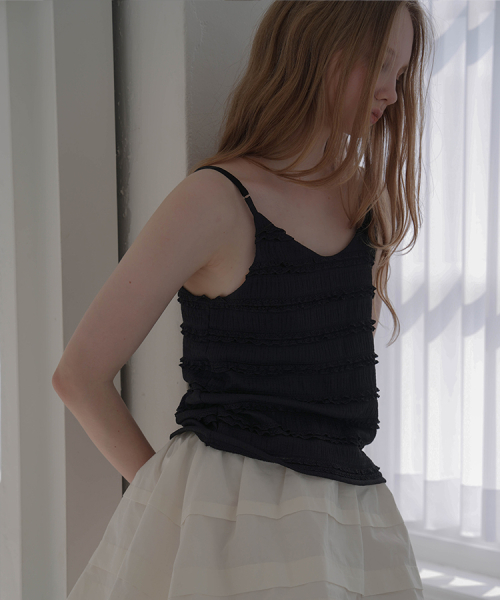 Lace Frill Sleeveless [Black]