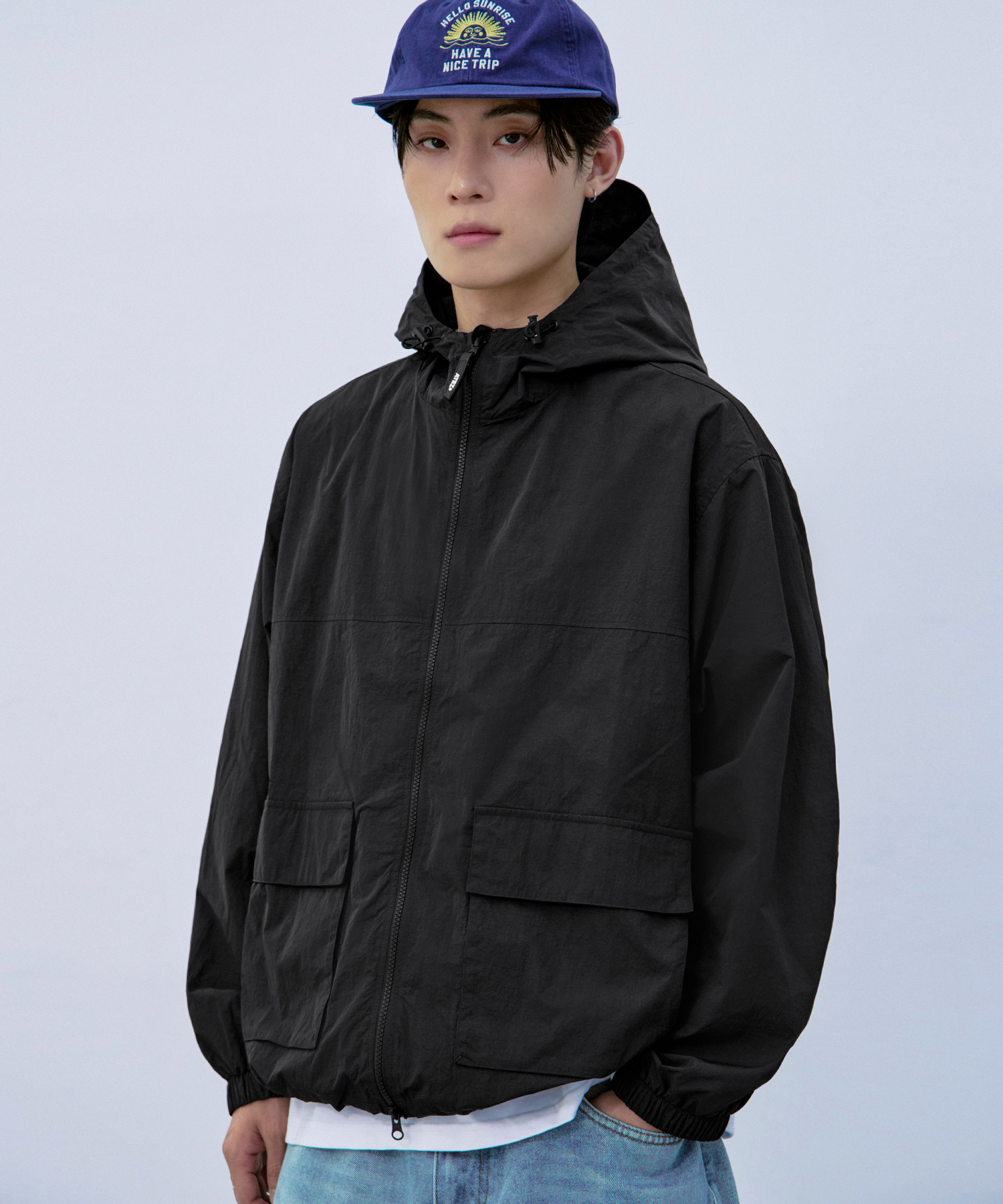 AERO Tech Hooded Windbreaker Jacket [Black]