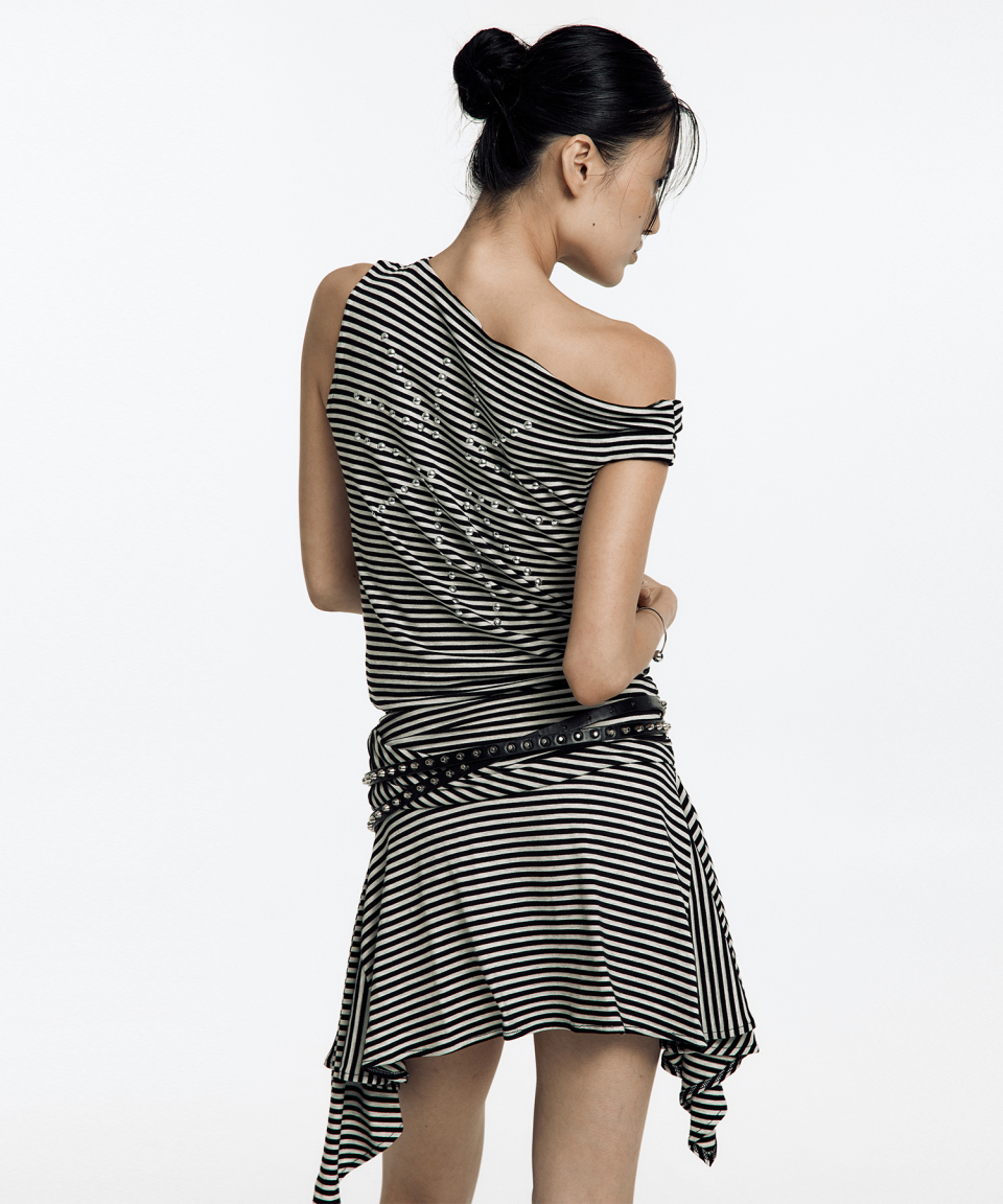 MUSINSA | KASHIKO Asymmetric Stud Onepiece Stripe