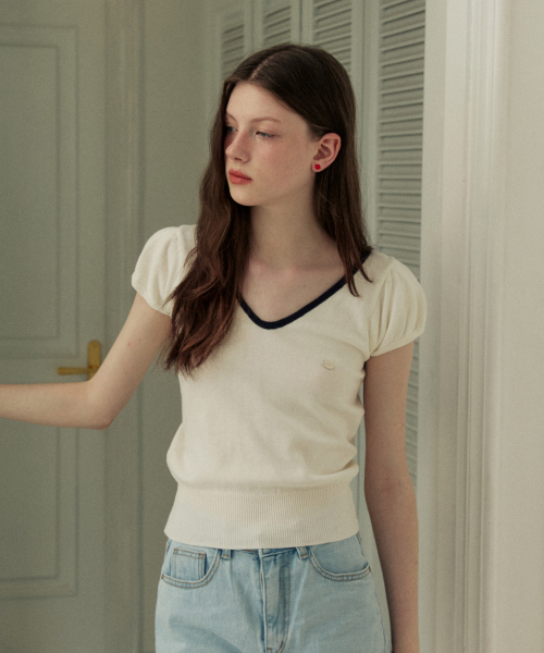 Back ribbon coloring v-образный вырез puff knit - white
