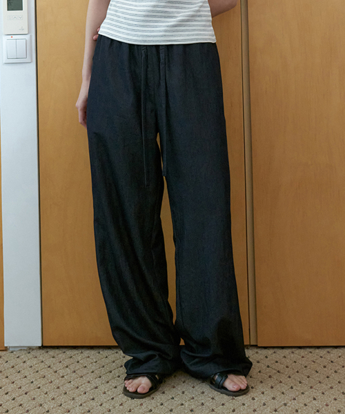 Airy nylon wide pants_BLACK DENIM