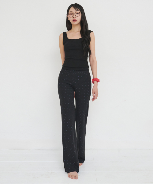 lotsyou_Basic Deep Sleeveless Black