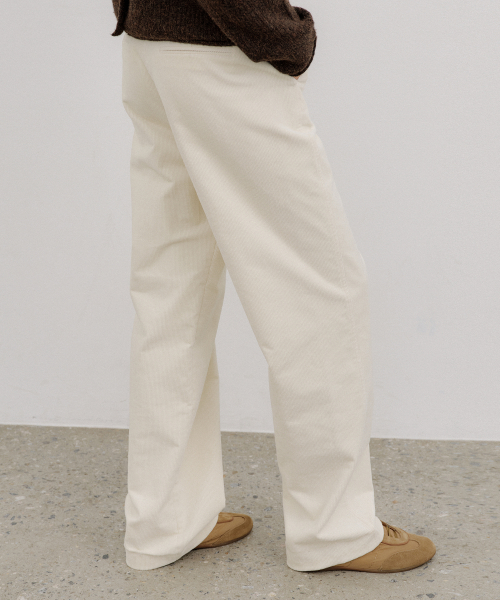 CURVED CORDUROY PANTS_CREAM