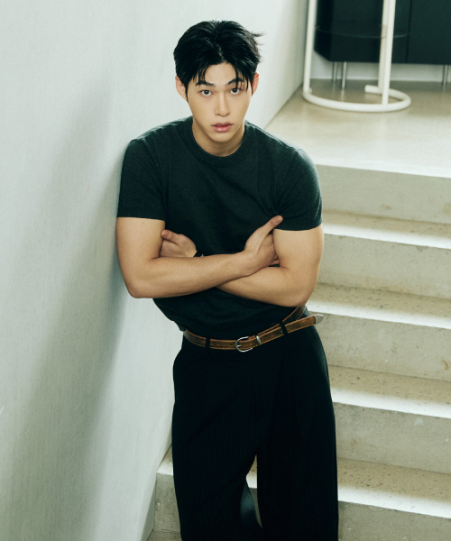 Muscle Fit Round Neck Short Sleeve Knit [Charcoal]
