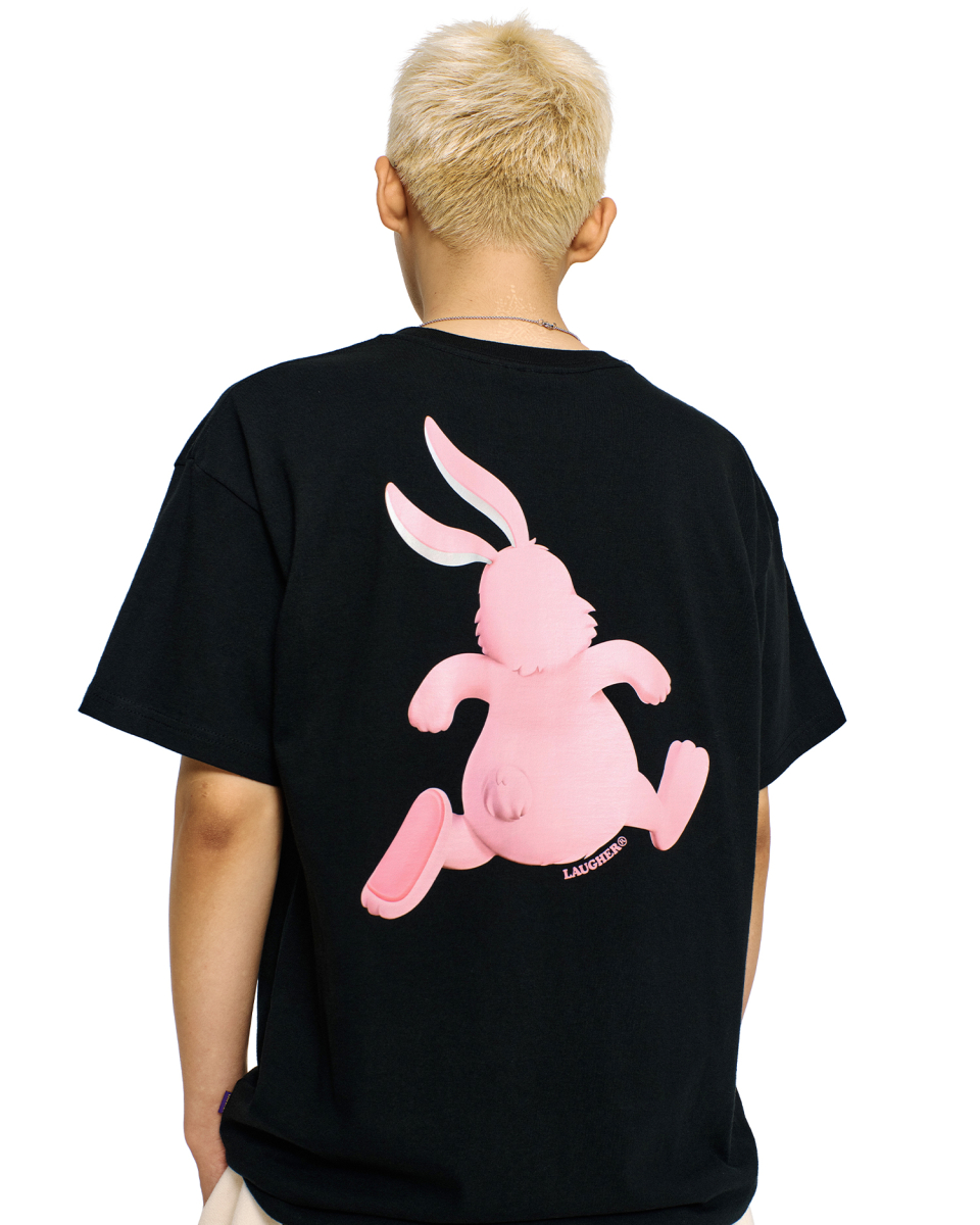Tシャツ・カットソー LAUGHER Puck and Run Bunny White T-Shirt Black TS63 MUSINSA | LAUGHER Puck and Run Bunny (White) T-Shirt - Black