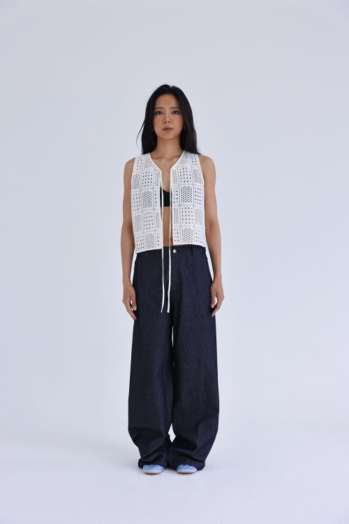 GRID CROCHET KNIT VEST