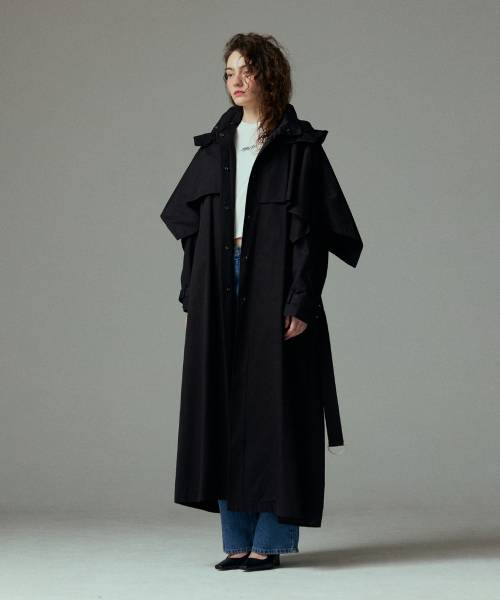 Pleated long trench coat