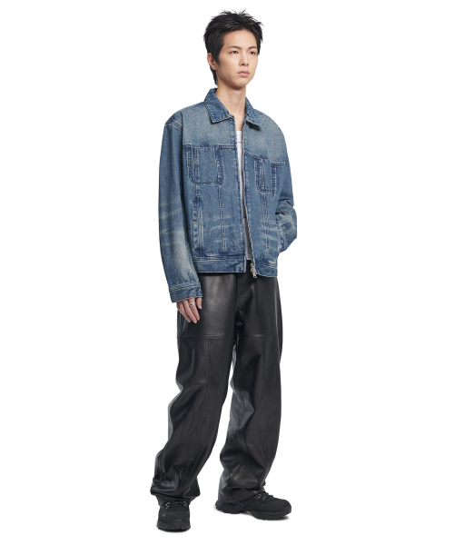 WASHED DENIM TRUCKER JACKET - WASHED BLUE