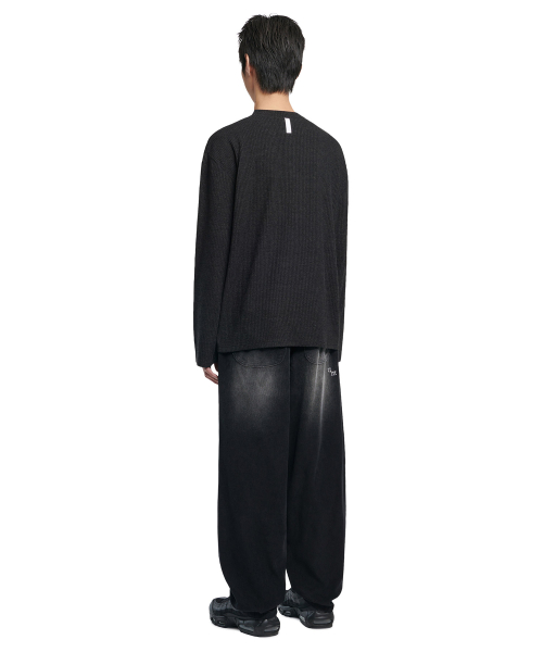 HENLEY NECK KNIT LONG SLEEVE - BLACK