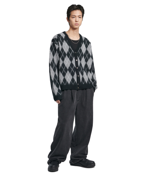 ARGYLE HAIRY CARDIGAN - GRAY