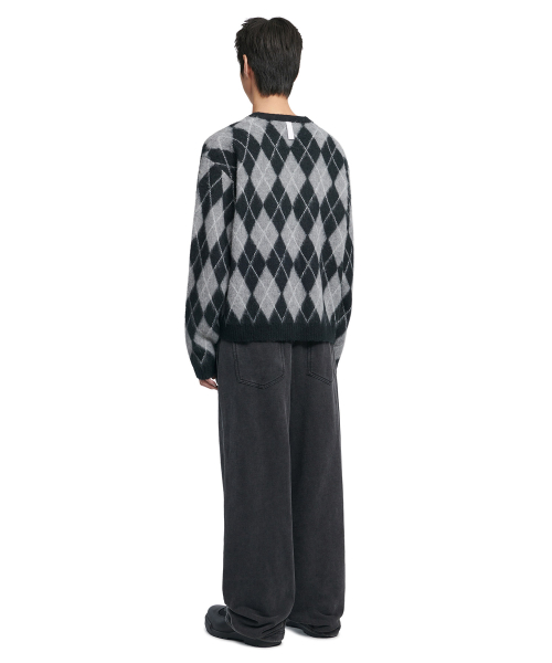 ARGYLE HAIRY CARDIGAN - GRAY