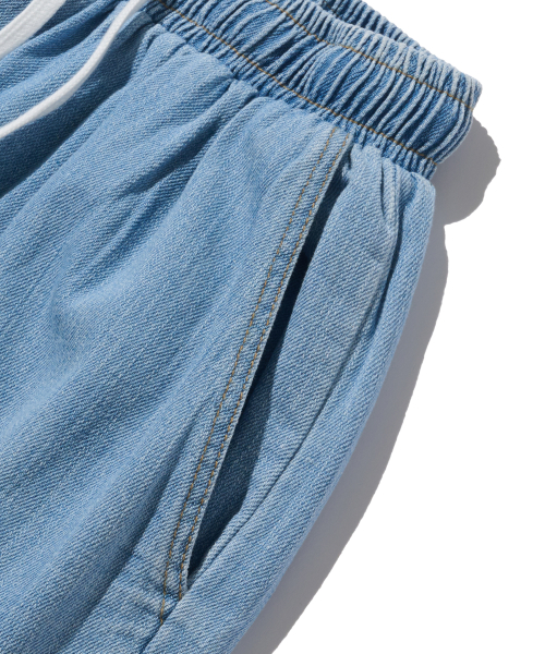 Мягкие джинсы на резинке с эффектом стирки (Light Blue)