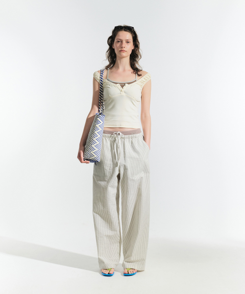 IKA SLEEVELESS топ (CREAM)