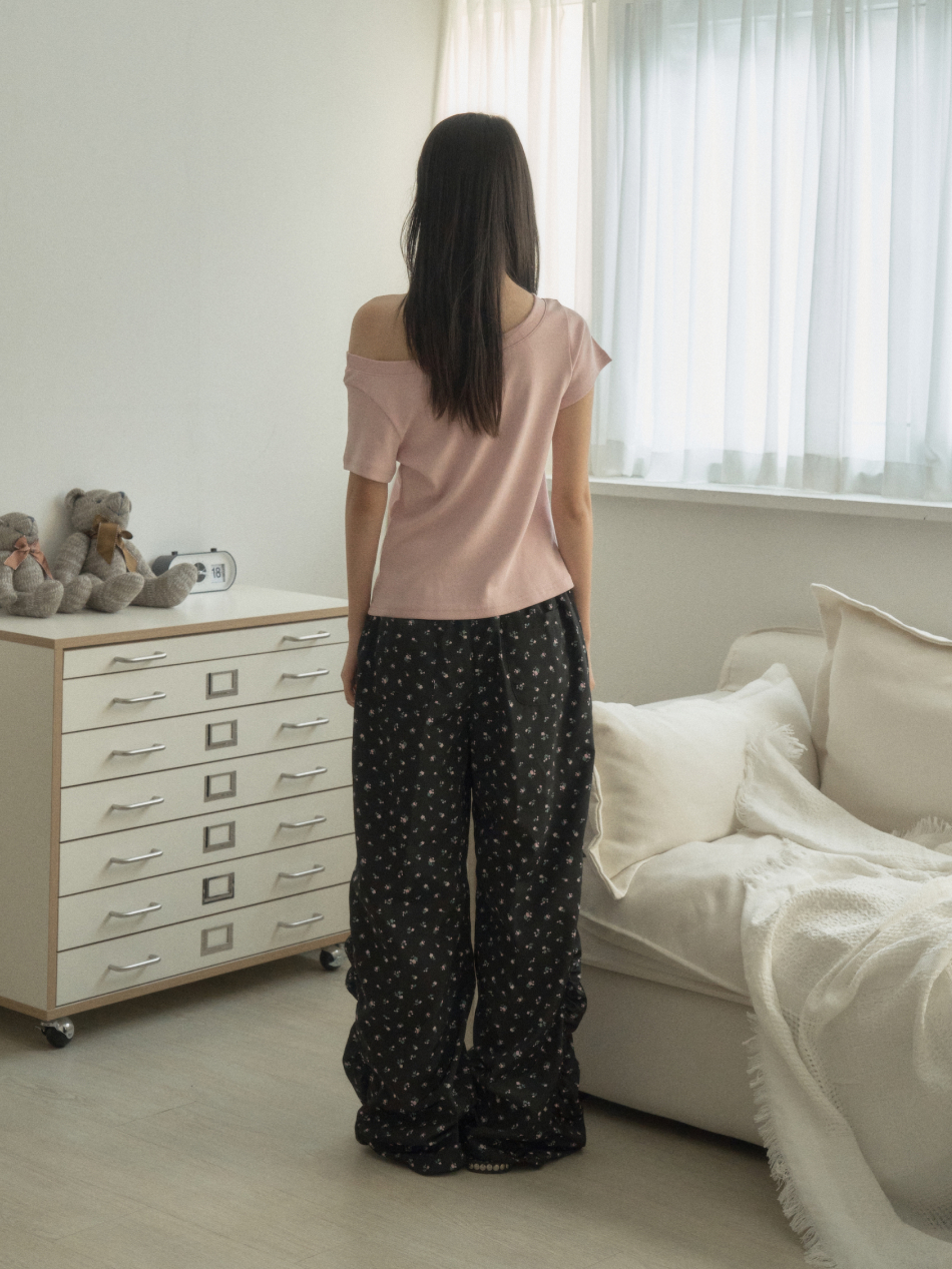 셋업이엑스이(SETUP-EXE) BABY WIDE NECK TOP / PINK - 사이즈