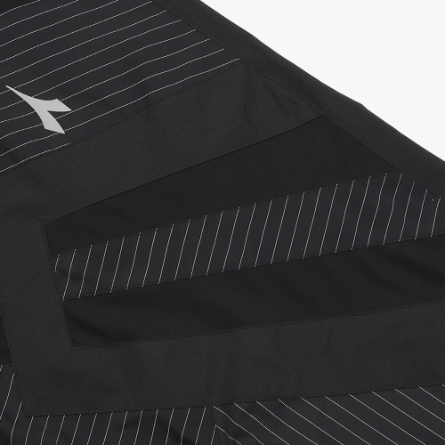 Беговая куртка Legacy Reflective Stripe (BLACK PATTERN)