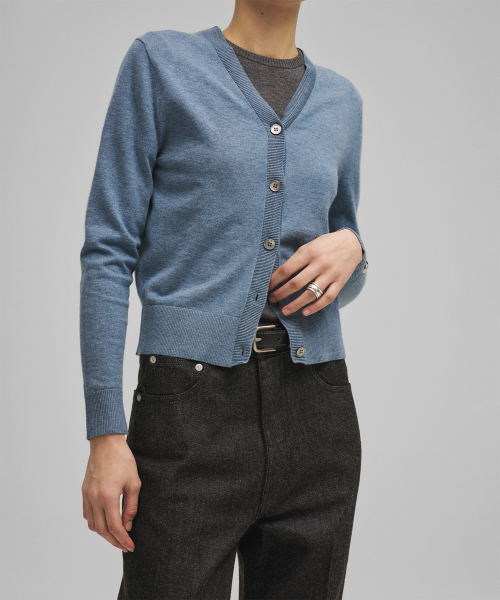 w. Peachskin V-Neck кардиган (Faded Indigo)