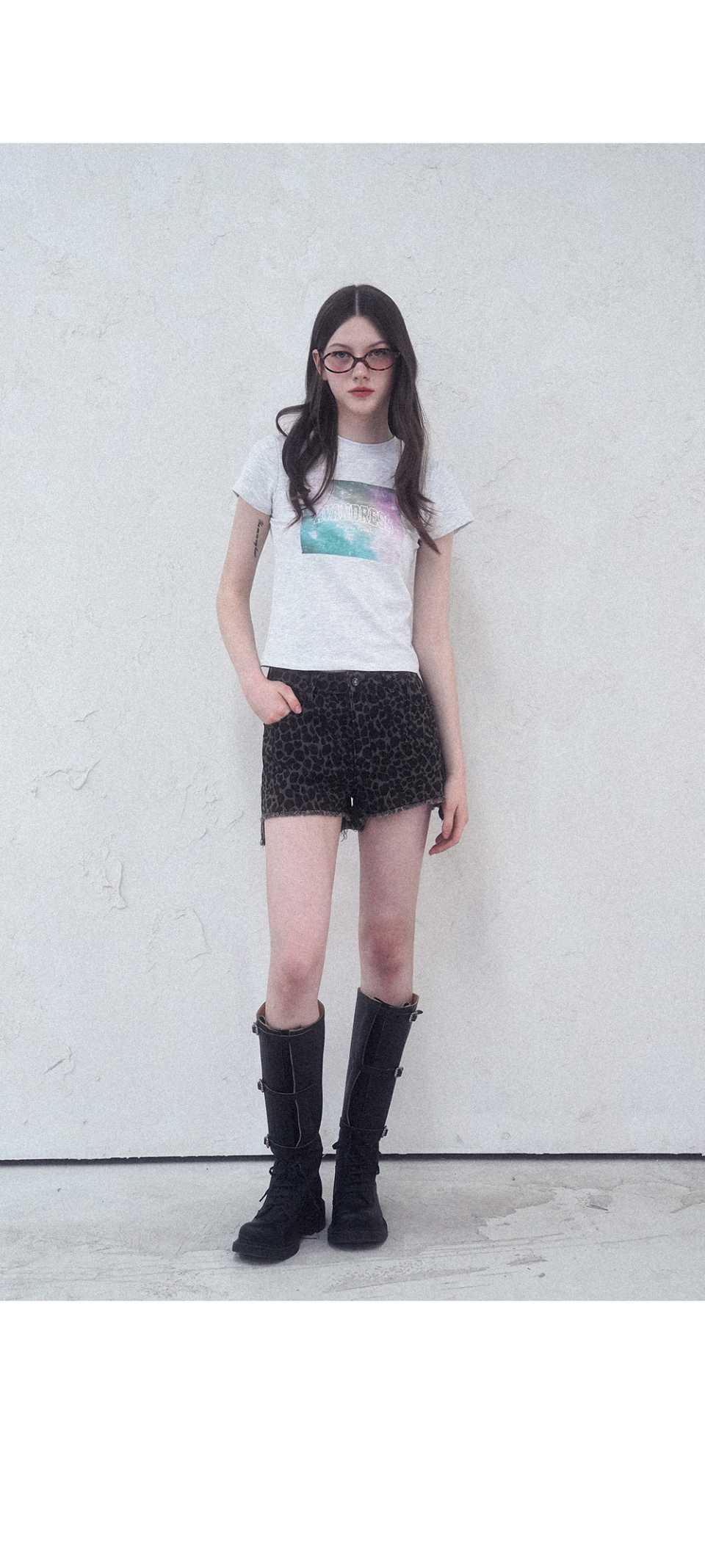 ショートパンツ AVANDRESS Rough Damage Denim Shorts RM5B0041 MUSINSA | AVANDRESS Rough Damage Denim Shorts LEOPARD