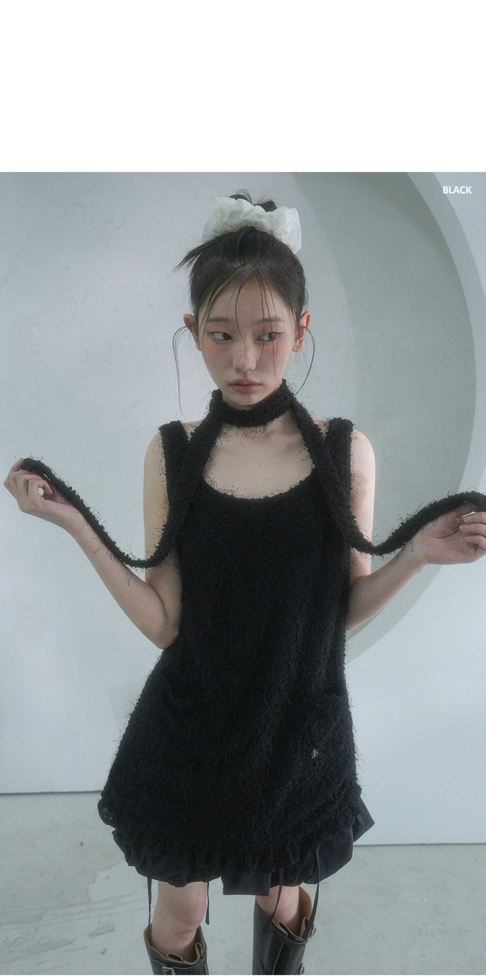 어반드레스(AVANDRESS) Sadie Muffler Set Mini Sleeveless