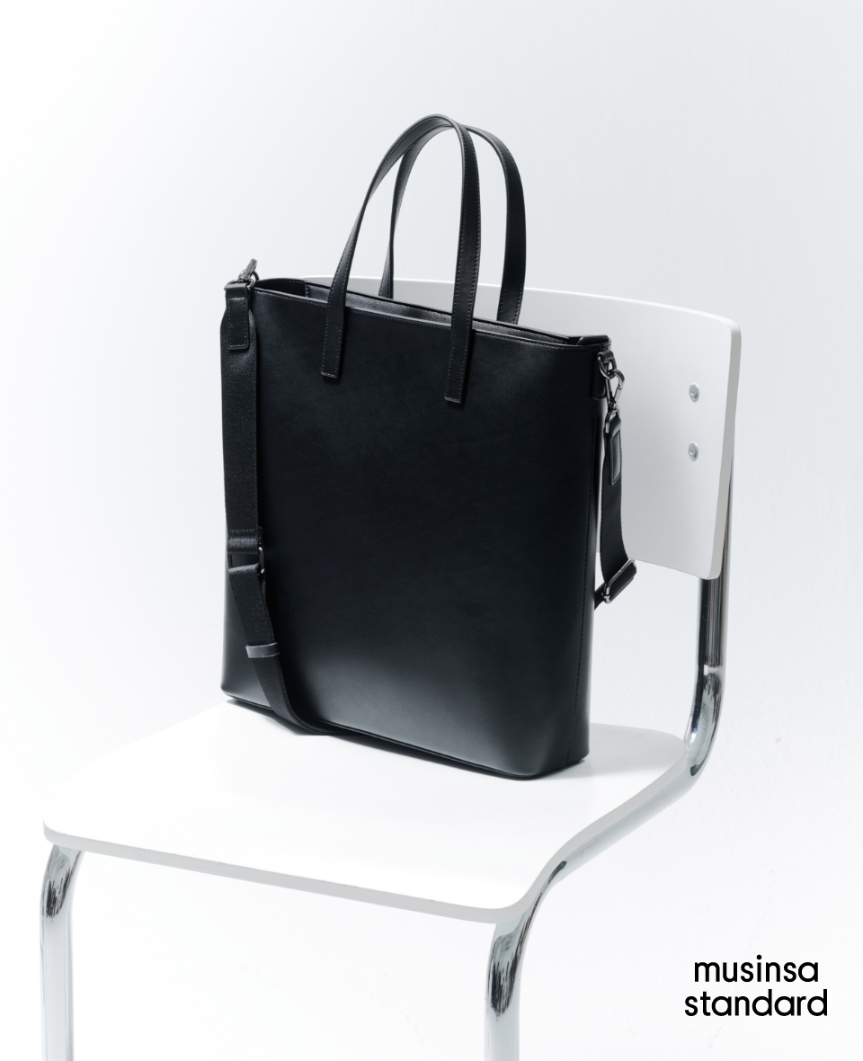 『まなと』STORM IDENTITY 15P 新品未使用 MUSINSA公式 | MUSINSA STANDARD Synthetic leather essential