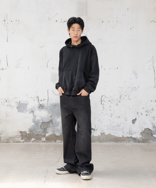 Джинсы клеш Lucid Cut (Washed Black)