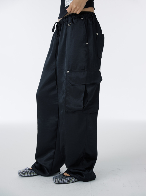 Широкие атласные брюки карго (Black)
