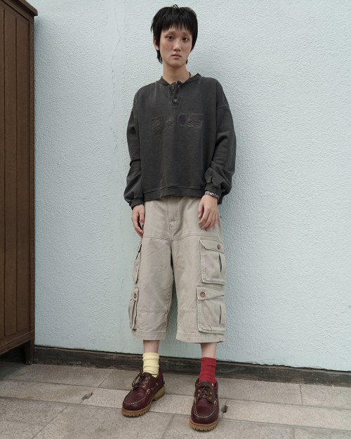 Wanderer cargo bermuda pants / Cement gray
