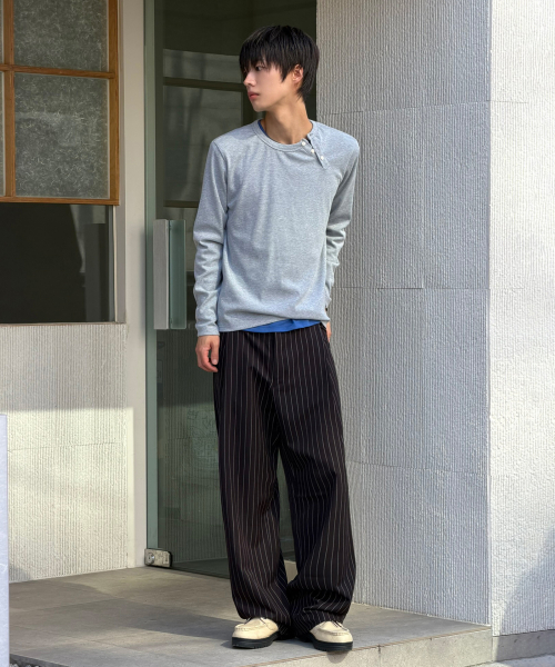 Side Deep Pleat Slacks [Black Stripe] thumbnail 2
