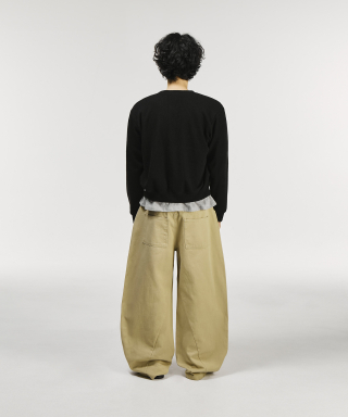 SIGNATURE シグニチャー ラウンドネック クロップニットカーディガン [ブラック] 画像 9