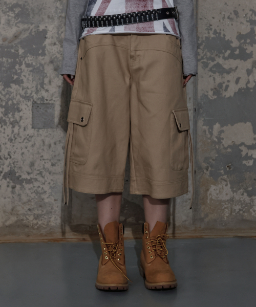 CROSS POCKET BERMUDA PANTS (BEIGE) F25ZD975