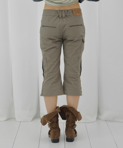 CARGO CAPRI PANTS (DARK BEIGE) F26QD152