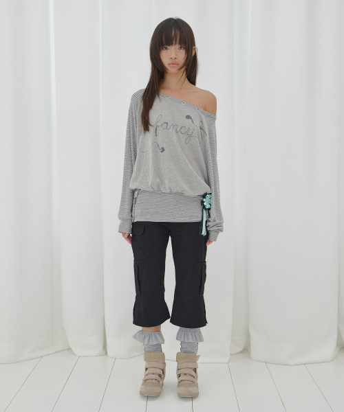 DRAWING STRIPE OFF-SHOULDER (GRAY) F26QB044