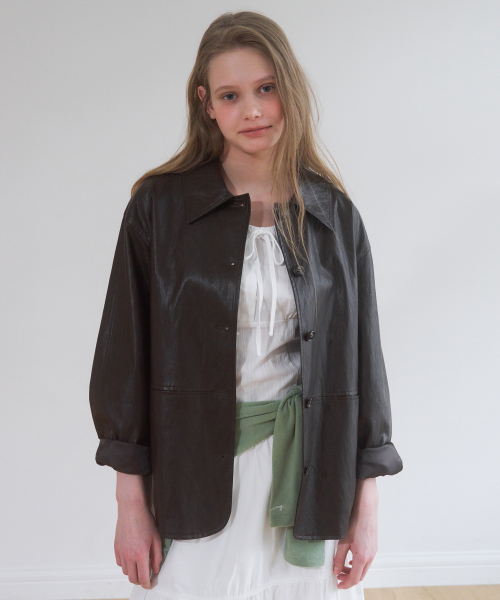 A FAUX LEATHER JACKET_BROWN
