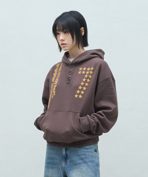 Худи хенли с потертостями Seven - Brown