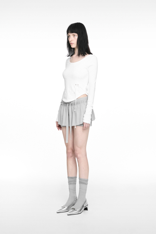 RUFFLE SHORT PANTS LIGHT GRAY
