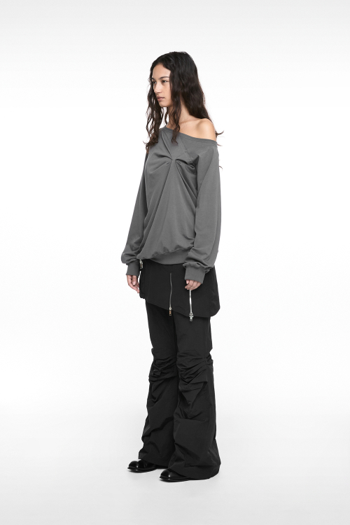 PINCHED LONG SLEEVE BLACK