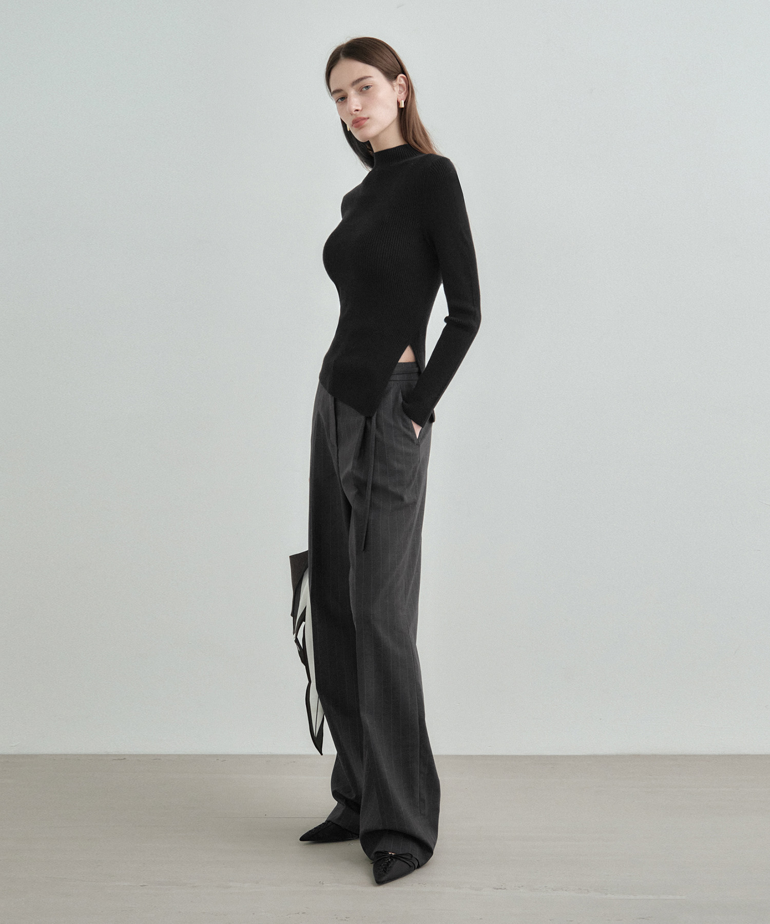 Широкие брюки в полоску с ремнем Charcoal MDPT025STCHARCOAL