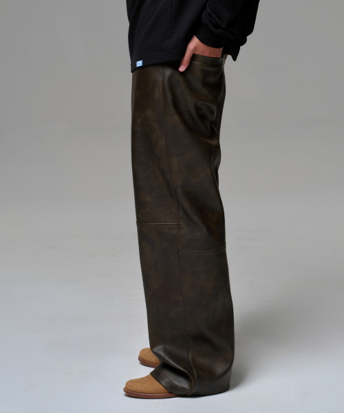 MEN FAUX LEATHER TWO-TONE PANEL PANTS - TOBACCO BROWN