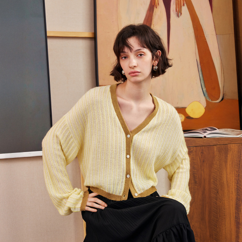 YY_V-neck design loose cardigan