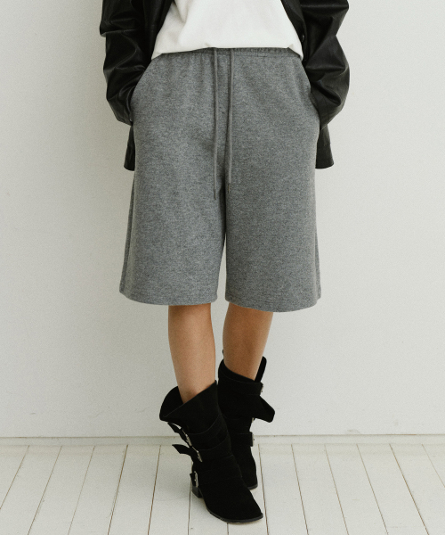 Knit bermuda pants