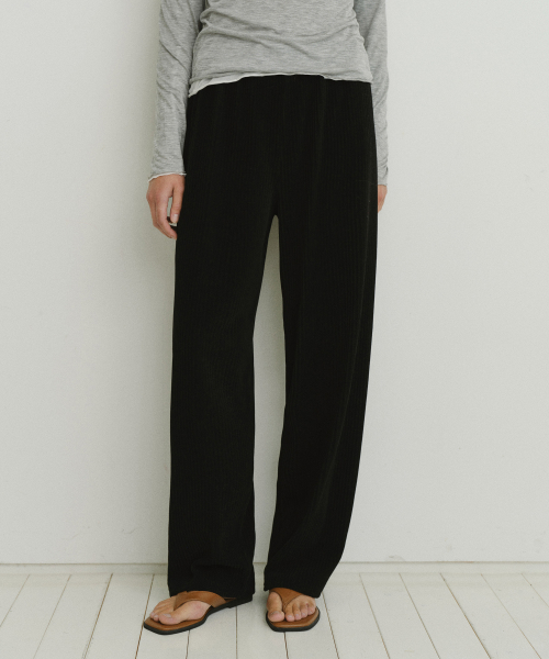 Vertical banding pants