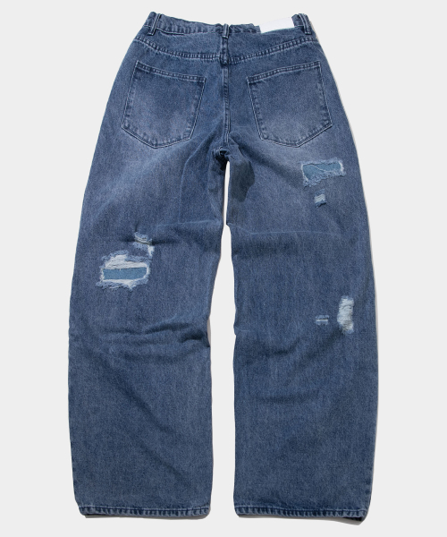 Широкие джинсы с винтажной варкой и рваными патчами (Medium Blue)
