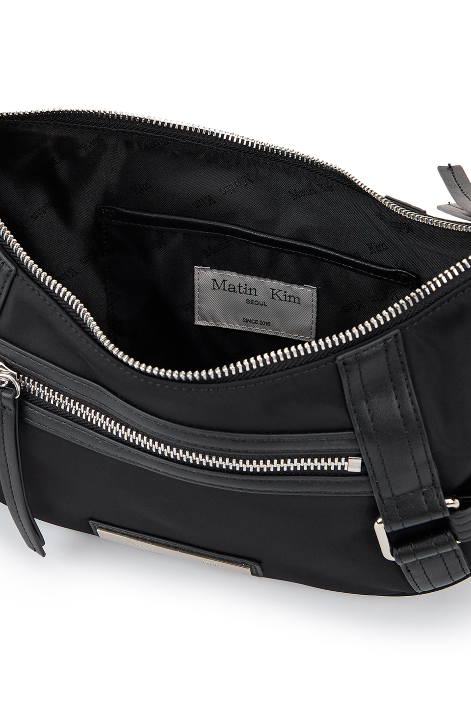 MUSINSA公式 | MATIN KIM FABRIC ARC HOBO BAG IN BLACK