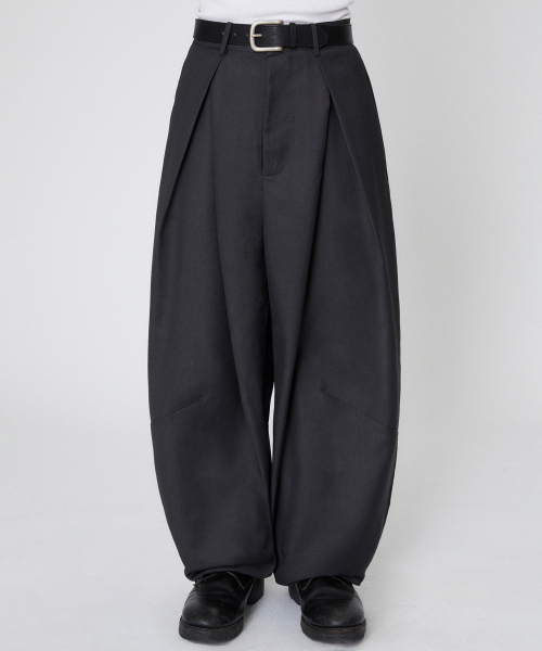 ONE TUCK SLACKS [GRAY]