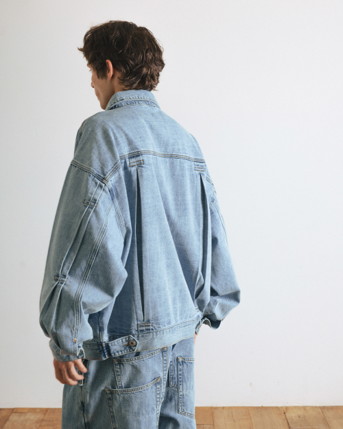 Pleated Wide Denim Jacket - Washed Blue