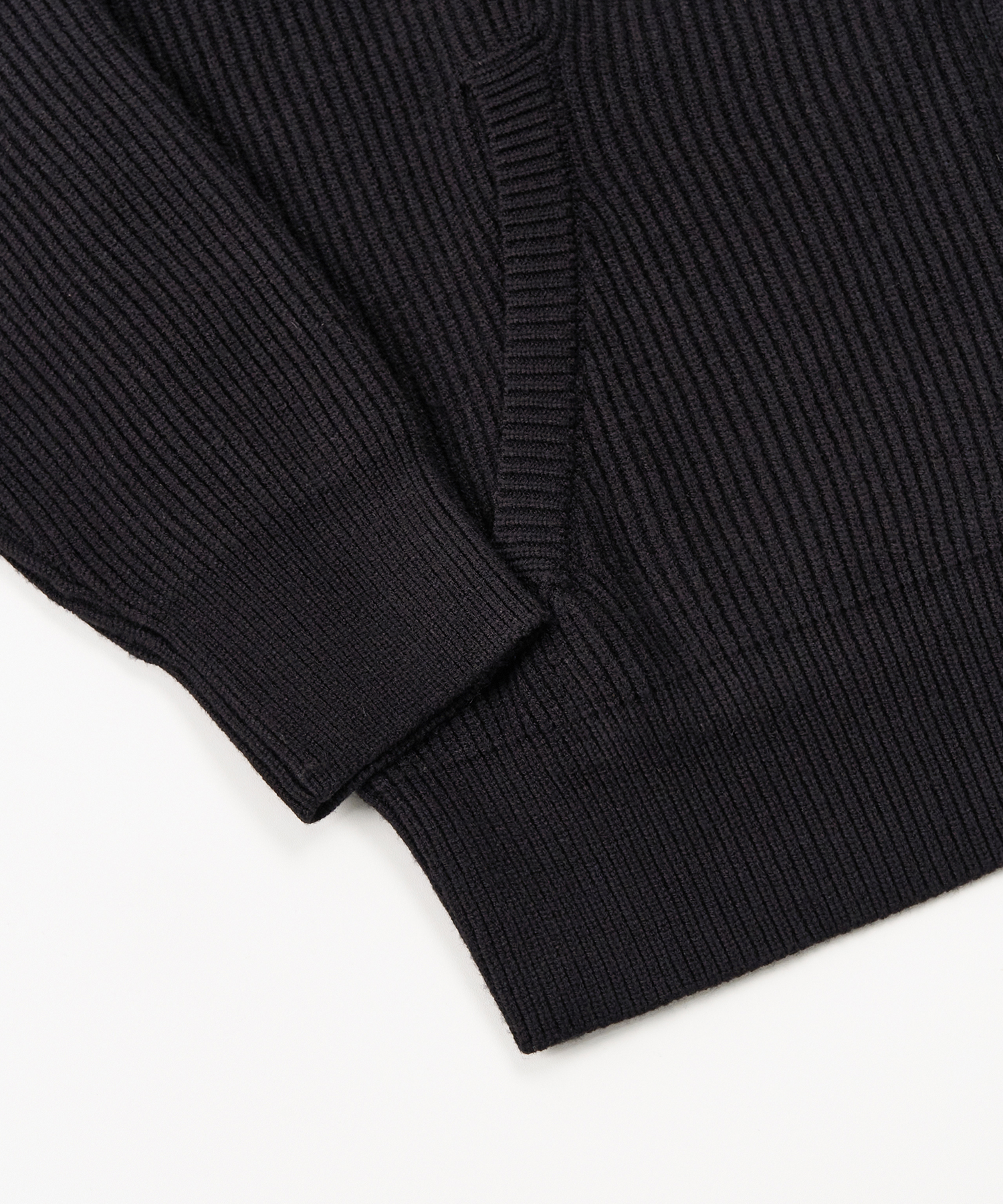 MINIMAL HIGH NECK KNIT ZIP-UP (BLACK)